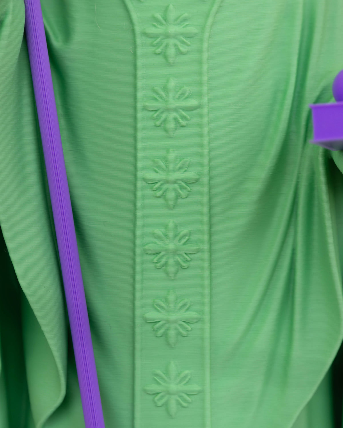 Dettaglio ricamo veste San Nicola